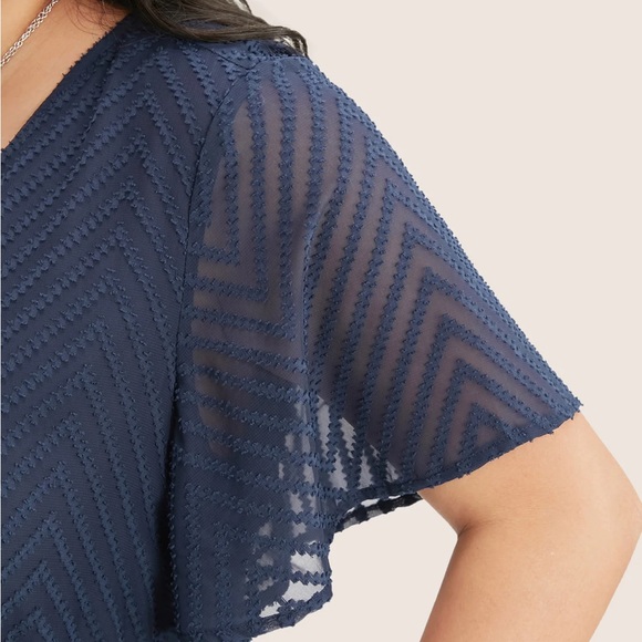 Bloomchic Plain Geometric Pocket Mesh Ruffle Sleeve Belted Wrap Dress - Picture 5 of 9